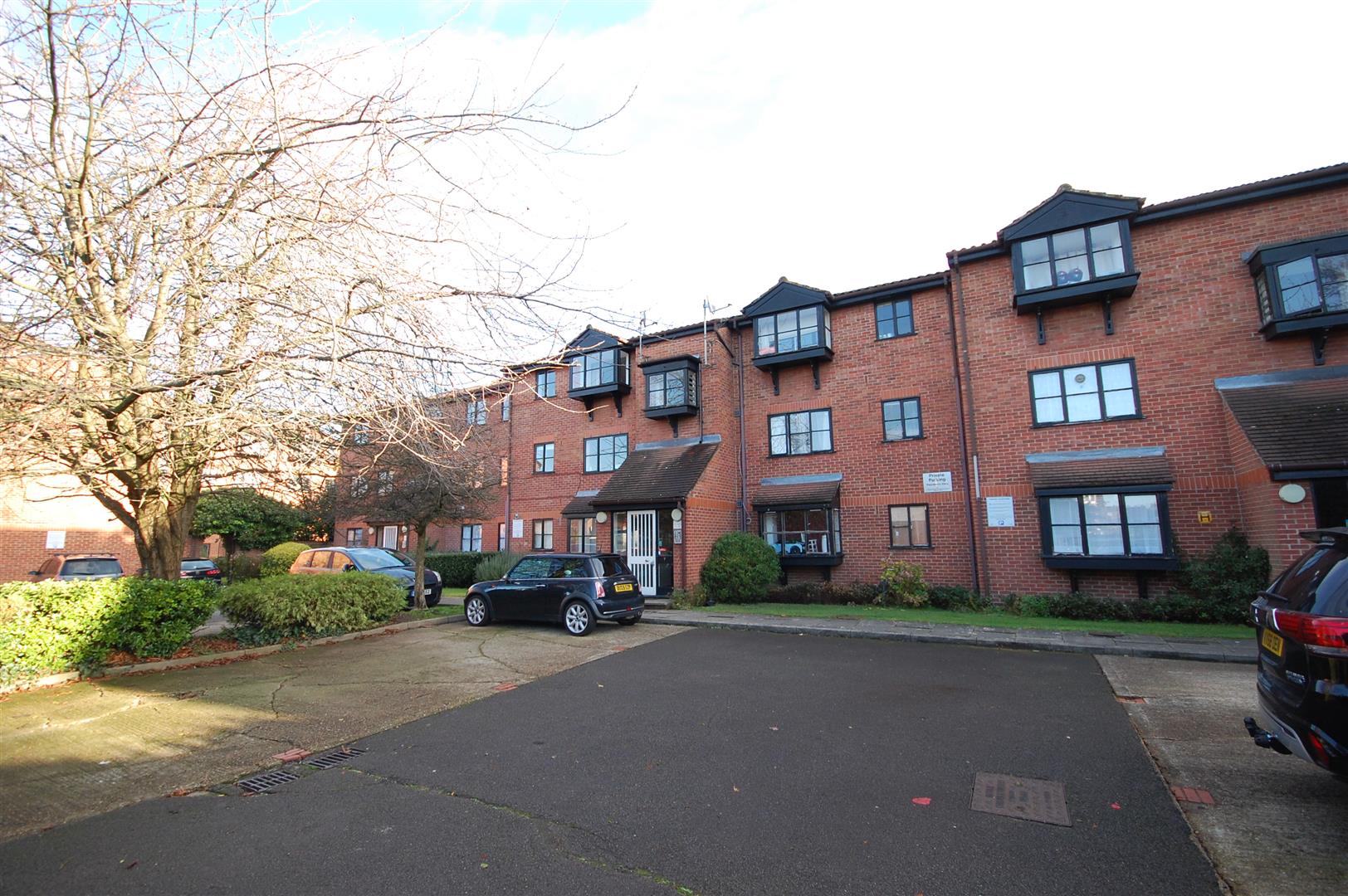 Warwick Gardens, Haringey, London